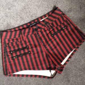 🖤Blackheart Red and Black Striped Shorts❤️